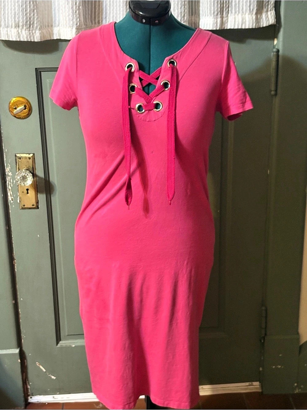 Calvin Klein Pink Lace-Up Midi Dress - Small